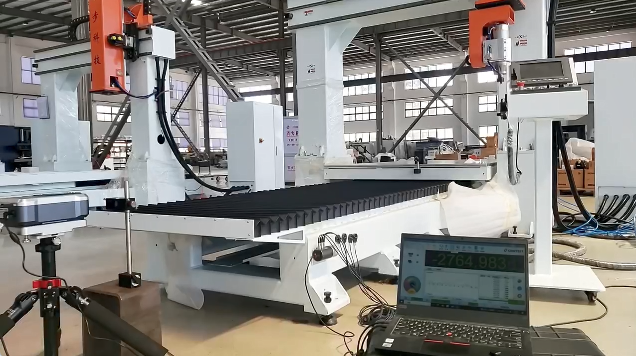 5 axis CNC machine.png