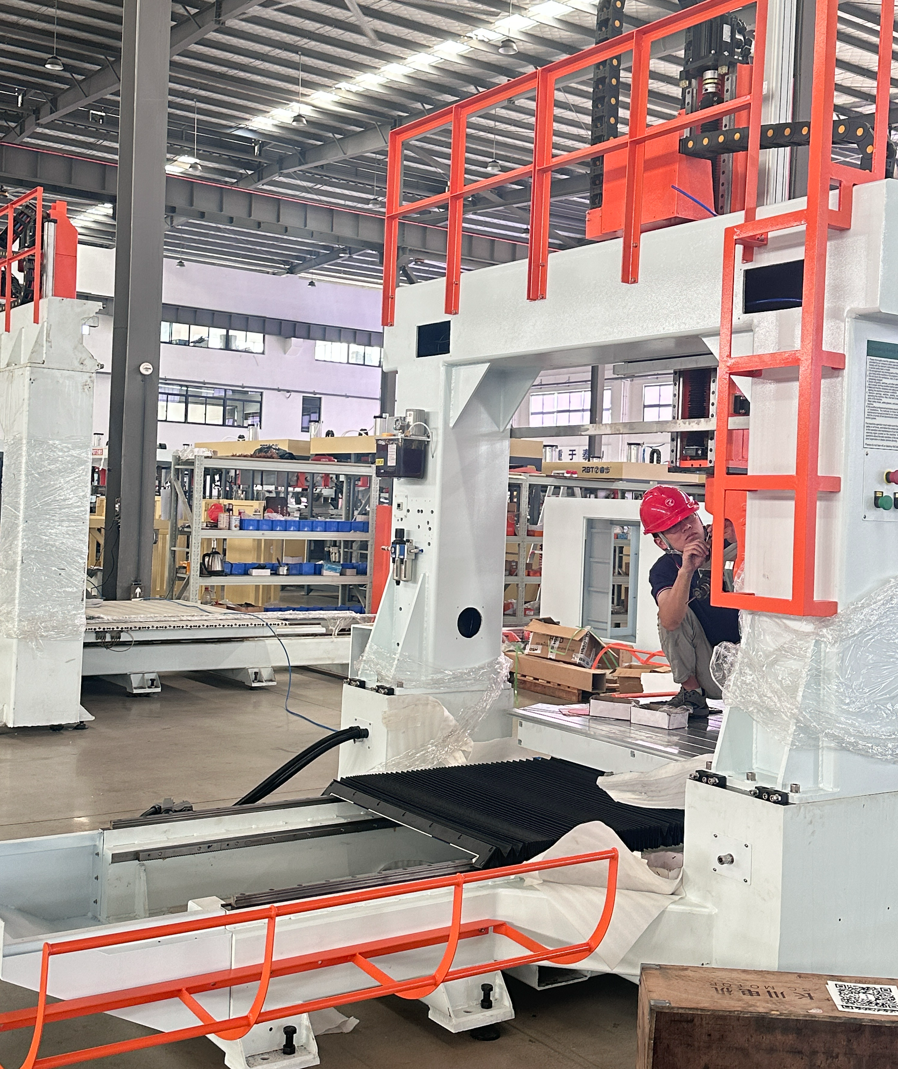RBT Factory Machine 5 Achse CNC Schneidrouter für Verbundstoffematerialteile