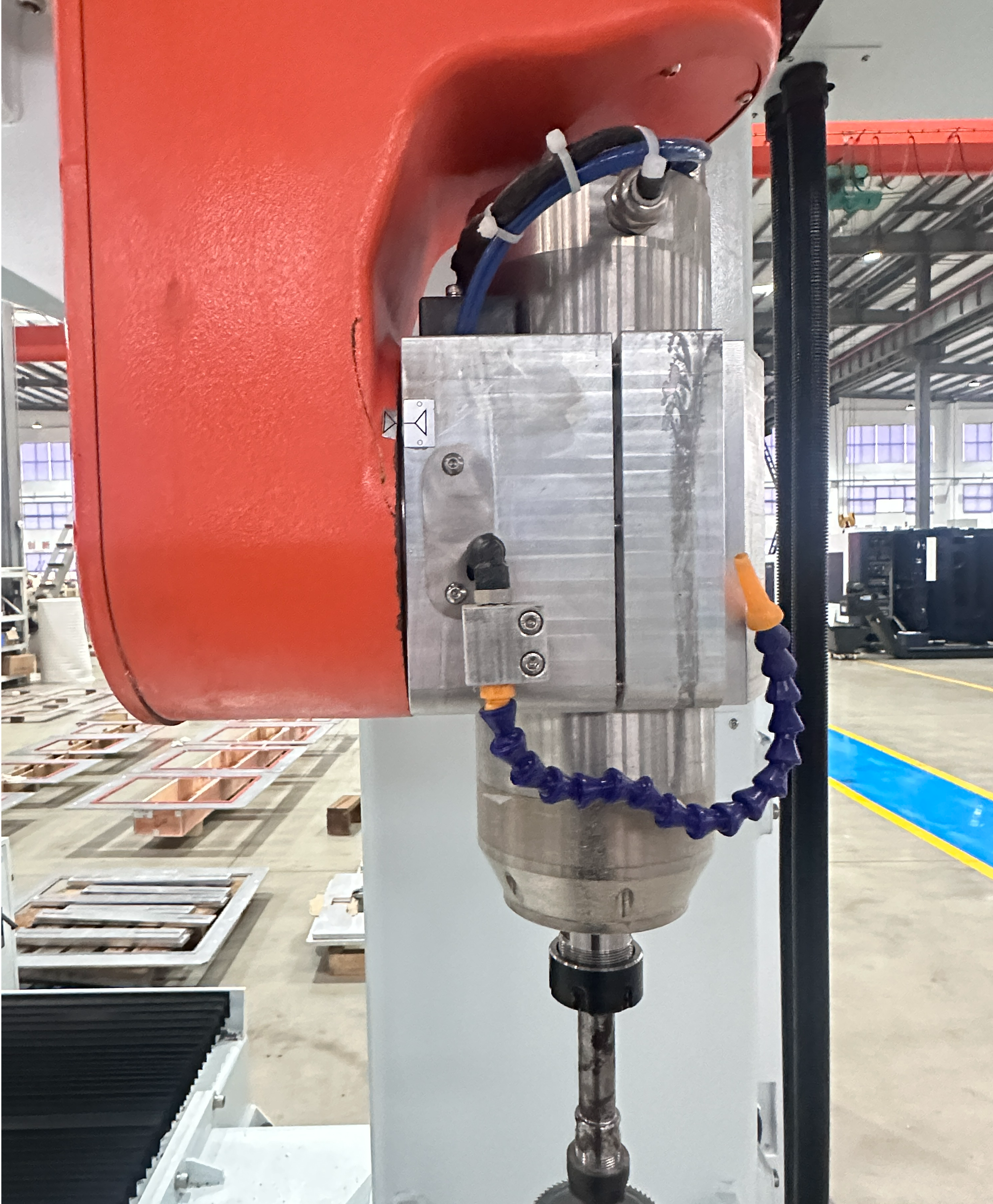 CE -zugelassene 5 -Achsen -CNC -Router mit Doppelarbeit für PP/PE/PET/PET/ABS -Schimmelpilzverarbeitung