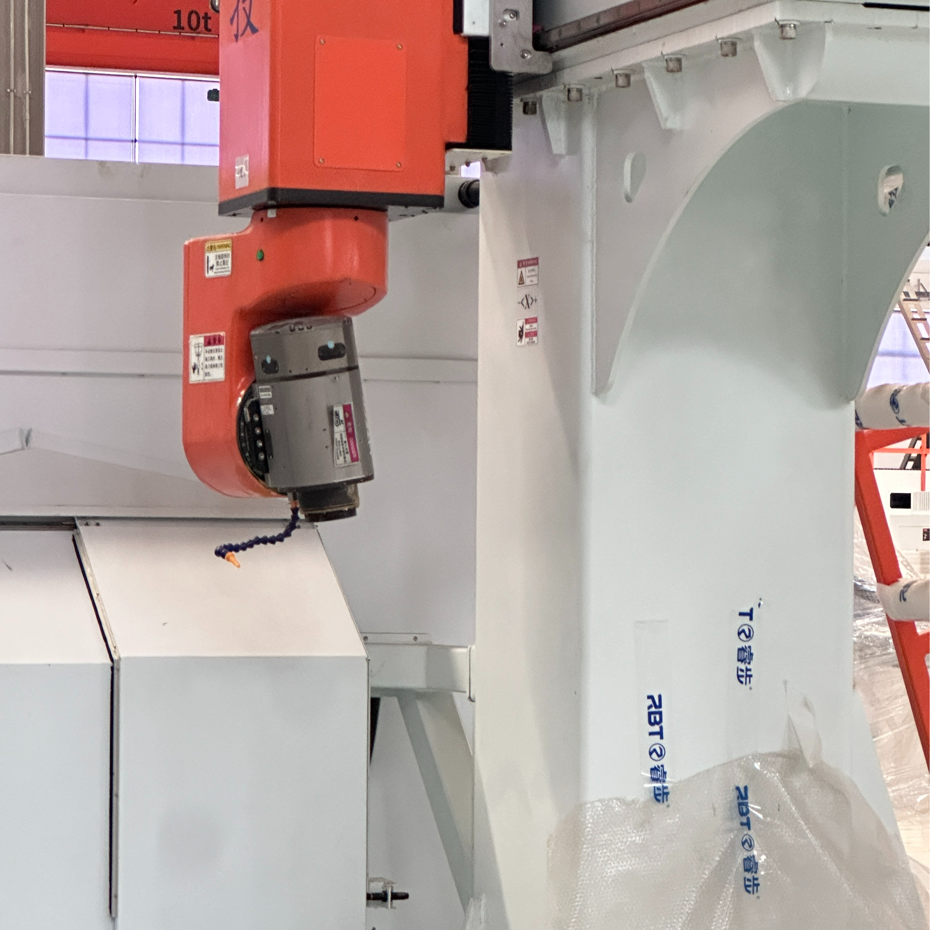 Hochleistung mehrerer Kopf 6 Achse CNC -Router mit Staubsammlung für Ersatzholzteile