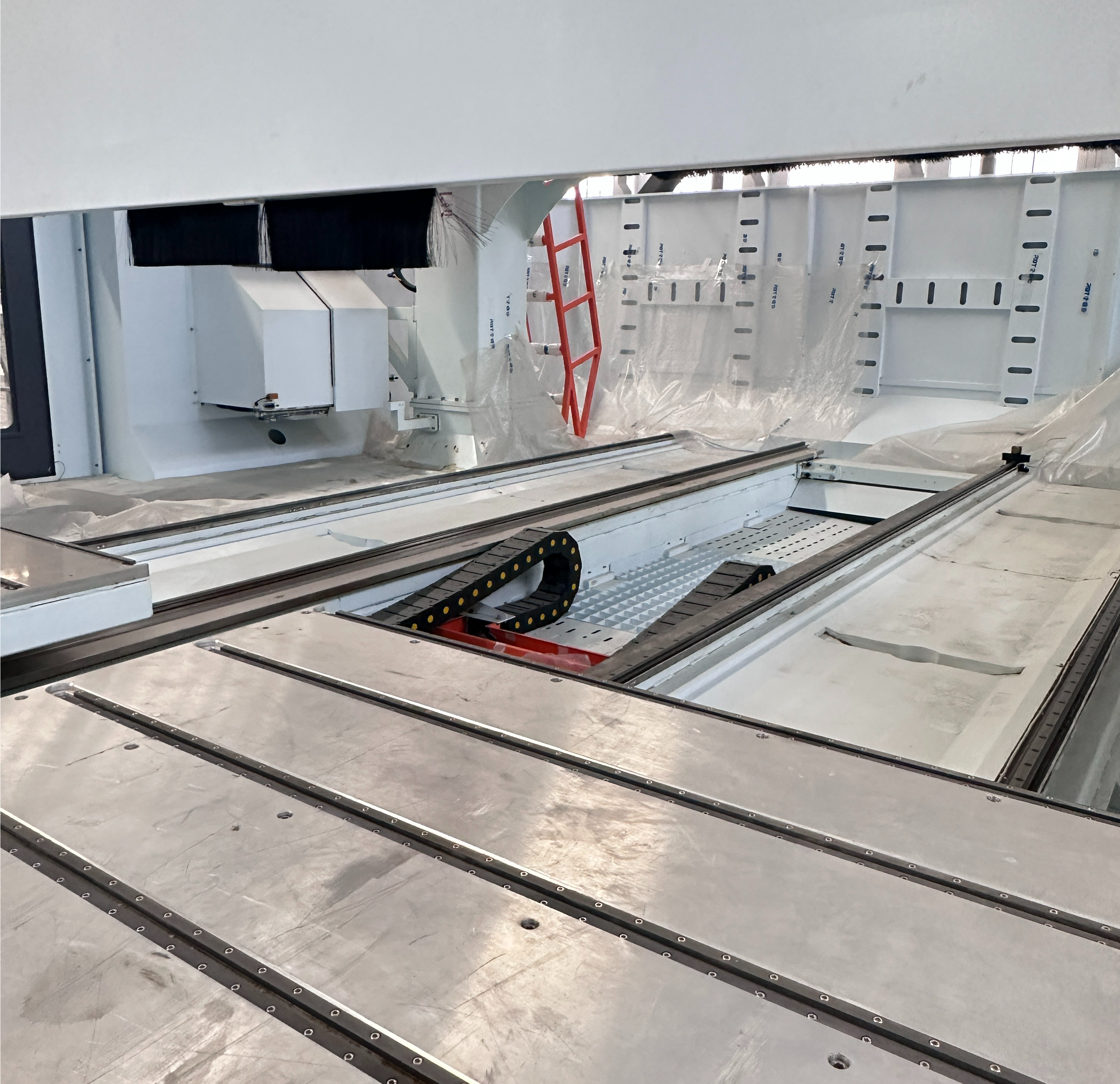 Hochleistung mehrerer Kopf 6 Achse CNC -Router mit Staubsammlung für Ersatzholzteile